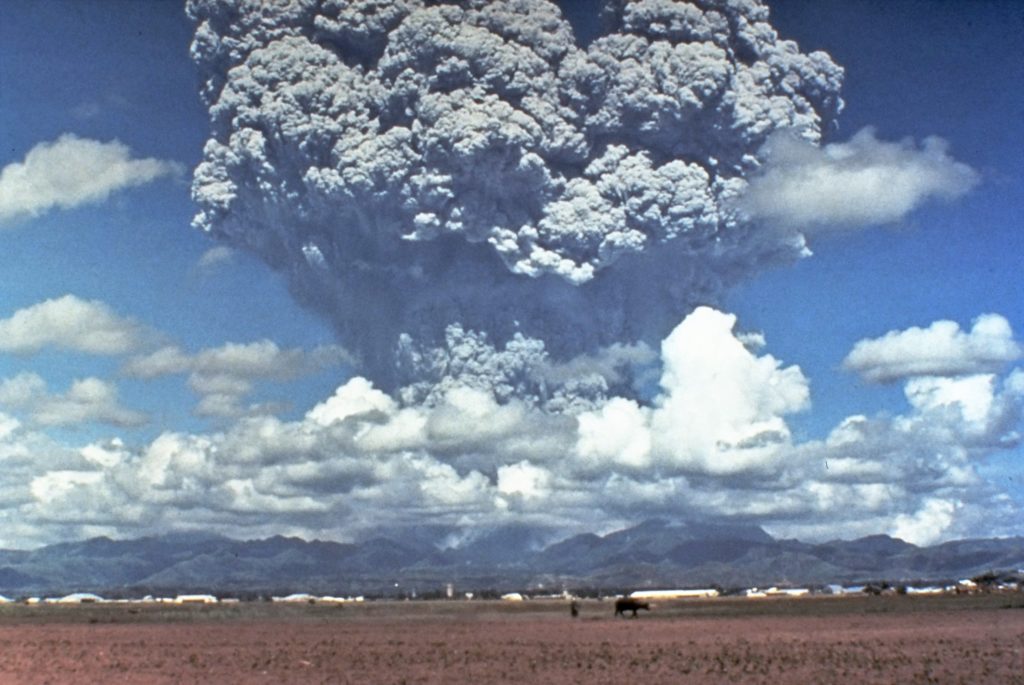 ピナツボ山の噴火